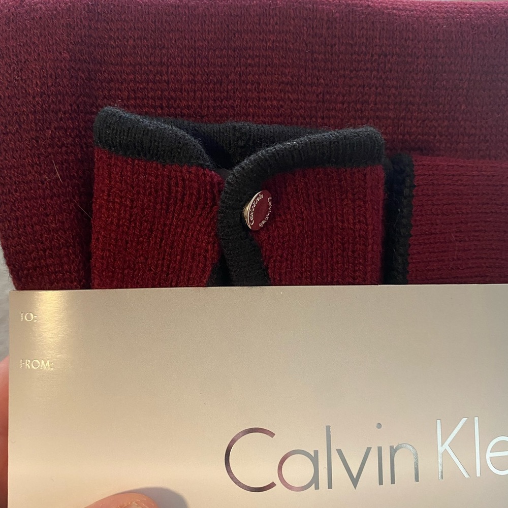 NWT Calvin Klein Headband/Scarf/Glove gift set - Picture 2 of 5